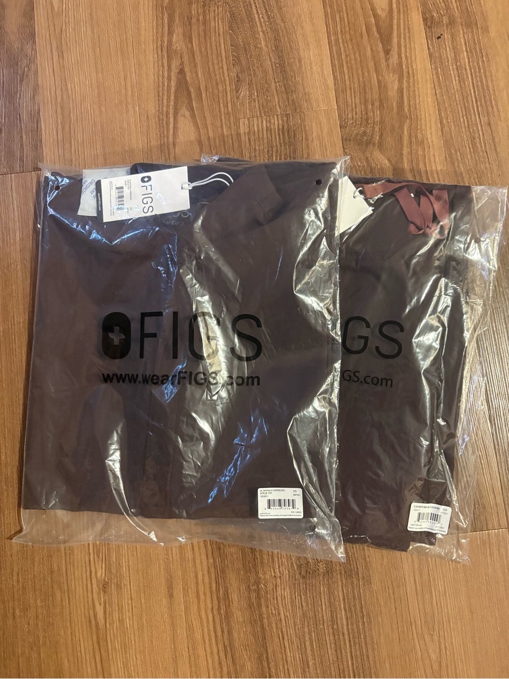 FIGS espresso scrub set